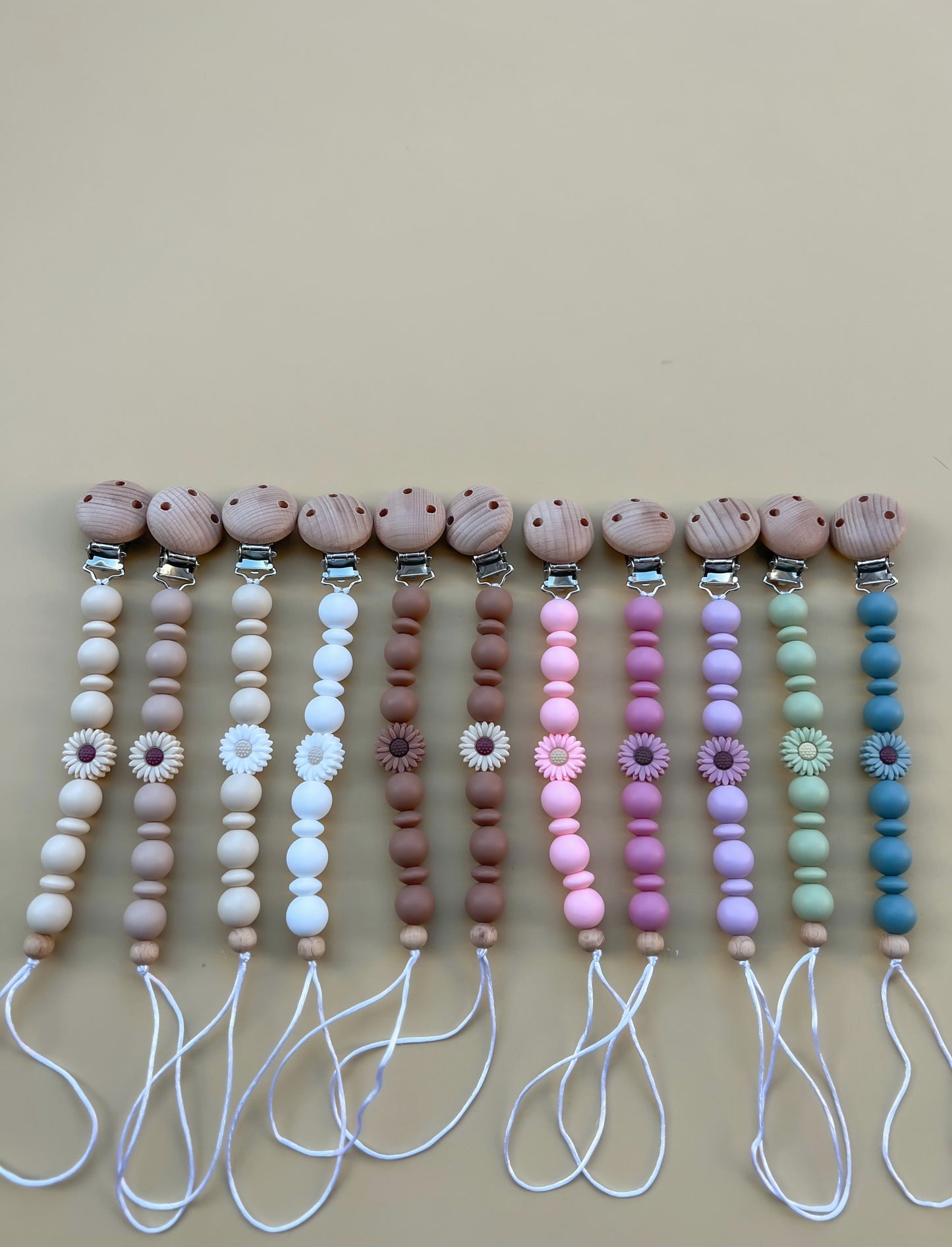 Daisy | Pacifier Clip